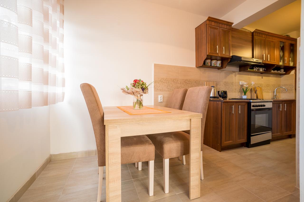 Apartman Andjela ติวัต ภายนอก รูปภาพ